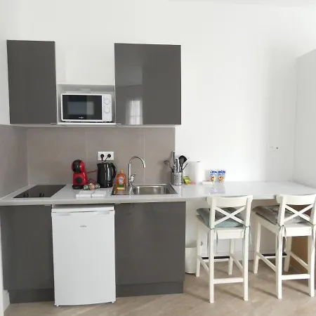 Superbe Studio Lumineux, Jolie Vue [ledellec] Appartement